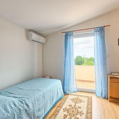 Haus Glavani Barban エクステリア 写真