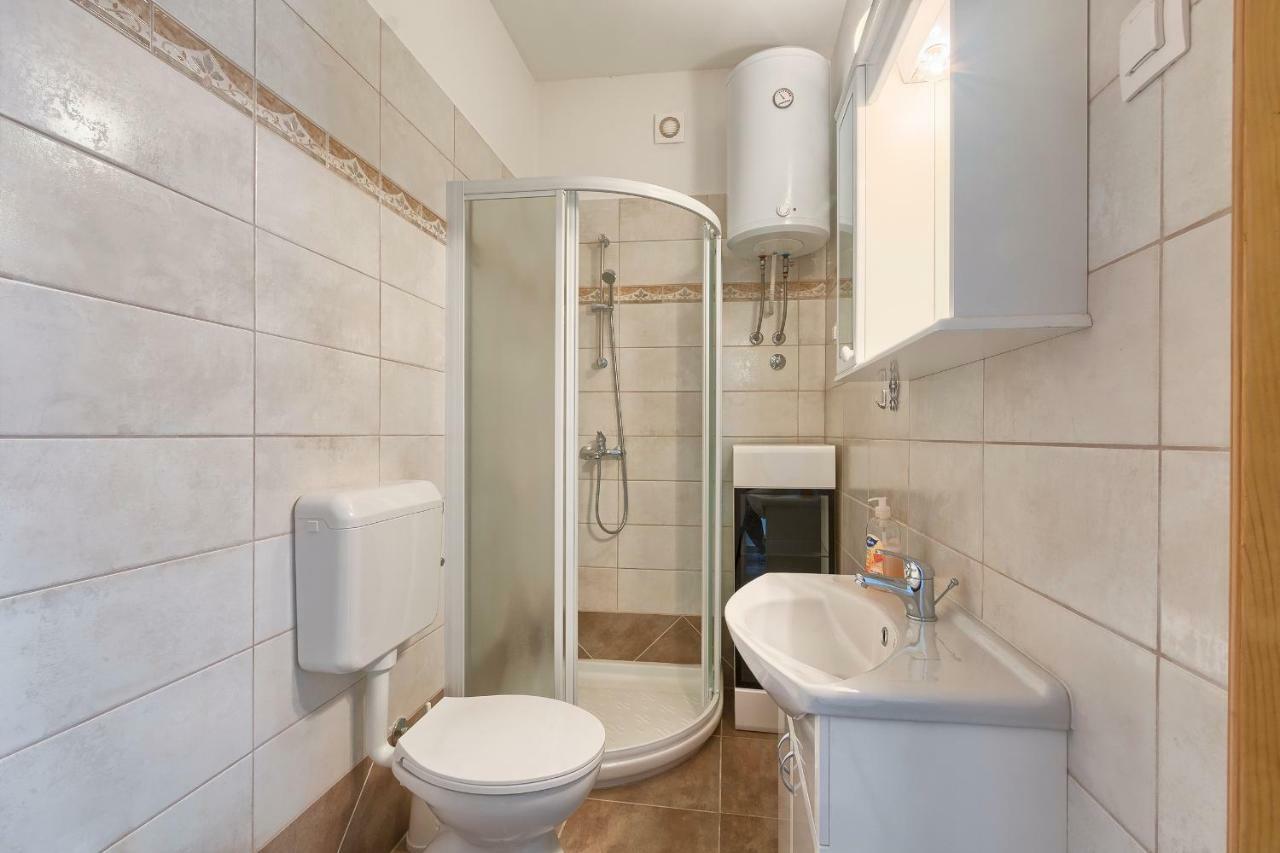 Haus Glavani Barban エクステリア 写真